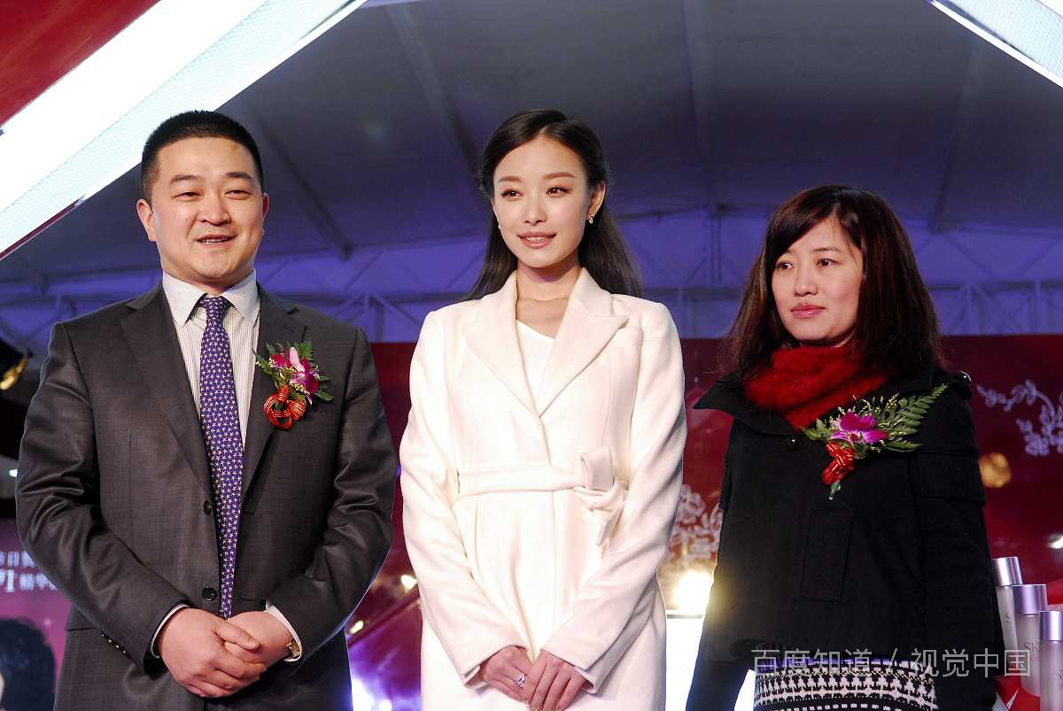 倪妮威尼斯电影节感谢恩师张艺谋，《金陵十三钗》获得了哪些奖项？