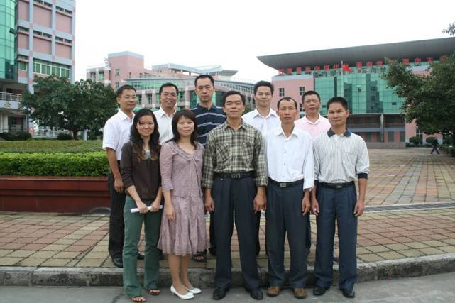 东莞市玉兰中学的主要领导