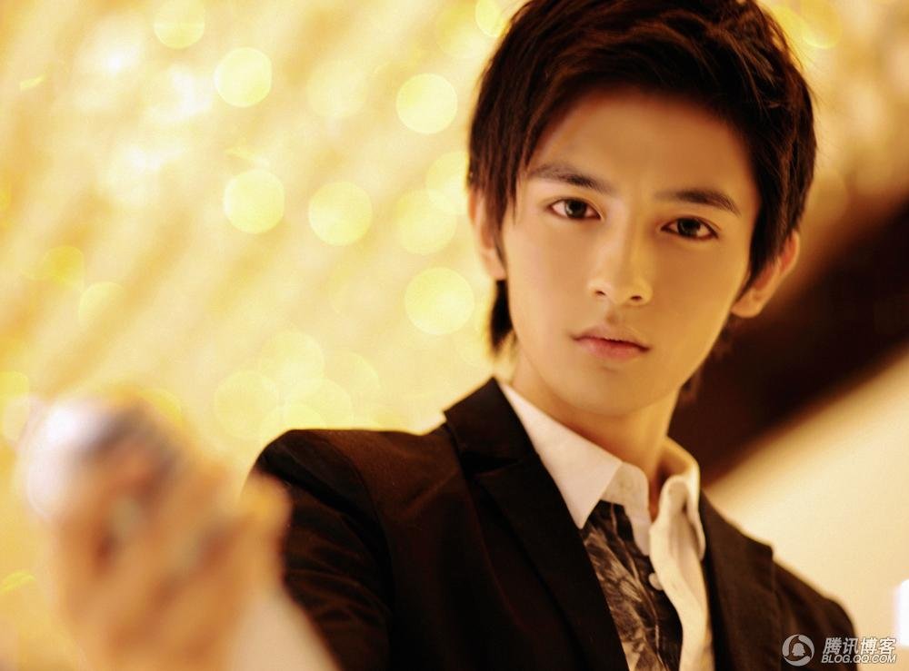 这个图片是哪个明星