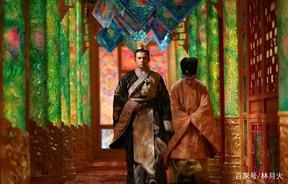 电影满城尽带黄金甲,你看懂了吗?讲述了什么事?