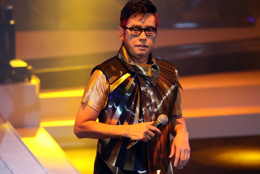 谁有“我是一只披着羊皮的狼”的歌词