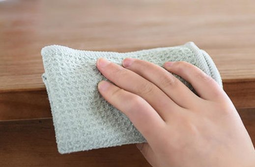 用拖把擦座椅，麦当劳是如何回应的？