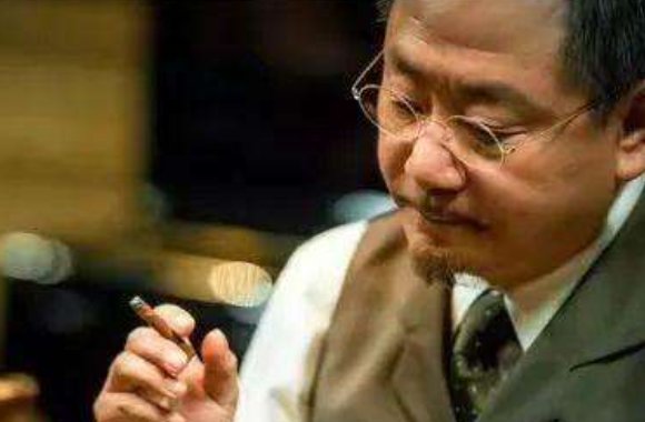 《第一香炉》人物介绍是怎么样的?