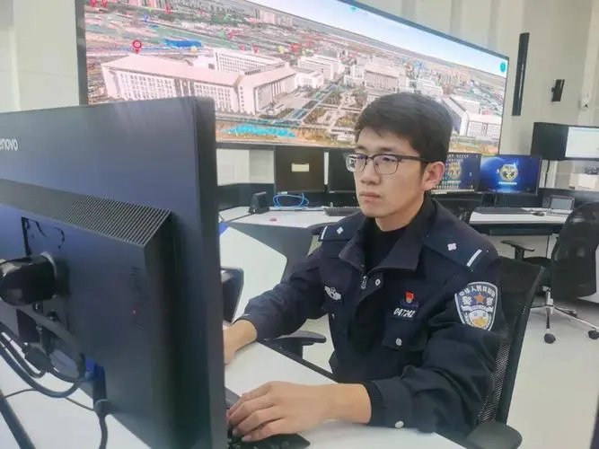 浙江95后民警一夜白头,帅警官秒变小老头,背后是原因是什么?