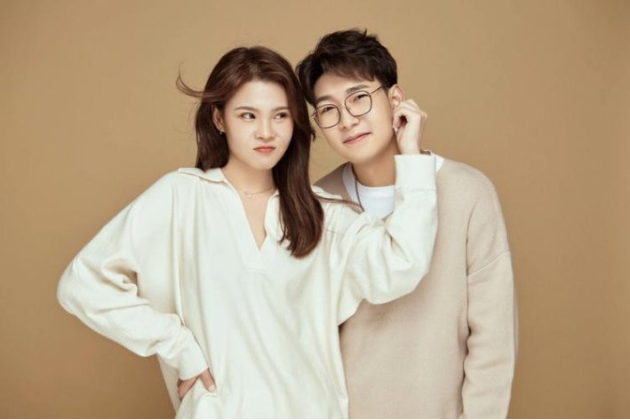 长安城中月如练的下一句