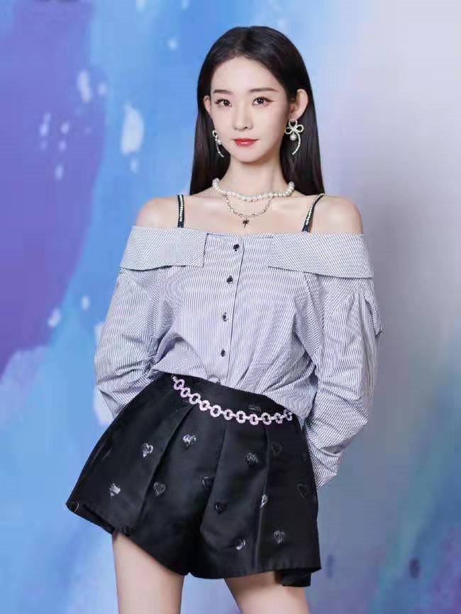 张艺凡为什么被大家称作皇族?她的家庭背景怎么样?