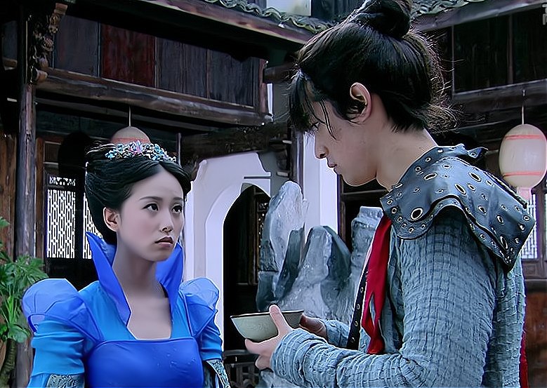 胡歌、刘诗诗再见面相视一笑,他们此前有过哪些交集?