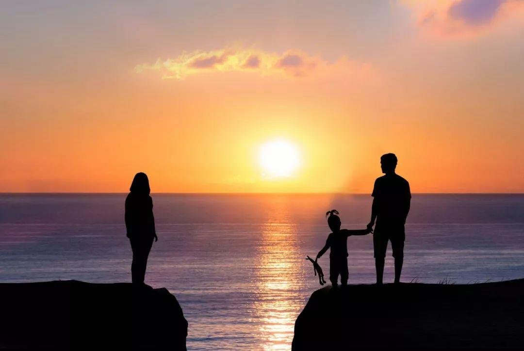 我国一季度离婚人数下降七成多，这是哪些原因综合作用的结果呢？