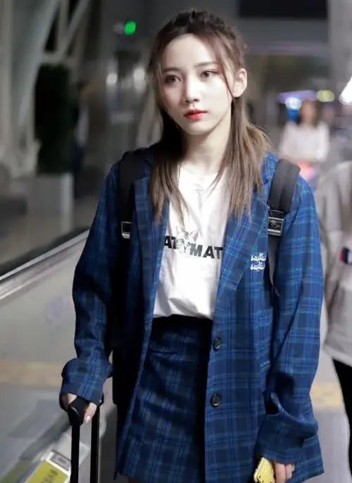 苏芮琪将在日本出道,日本比内地更容易出名吗?