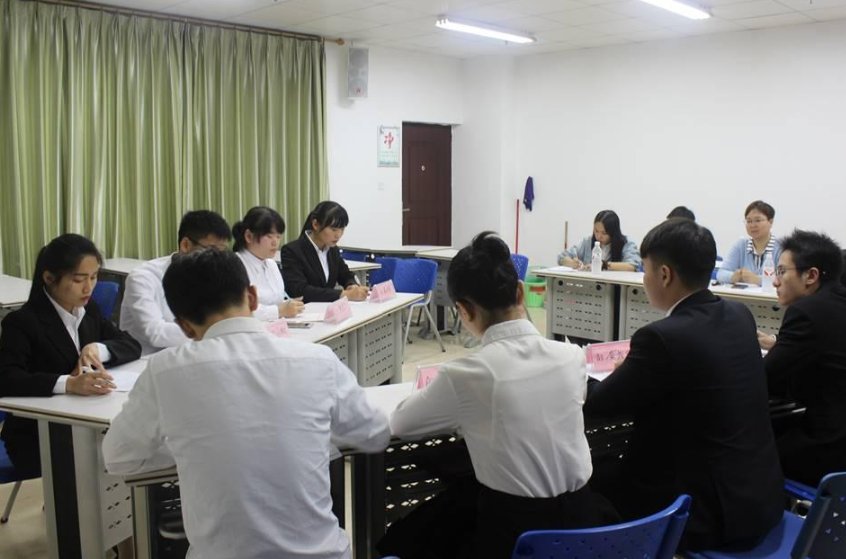 要消除男尊女卑传宗接代等落后观念，你觉得应该怎样落实到生活中？