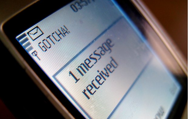 什么叫“国内点对点短信”，和一般的手机短信有什么区别？