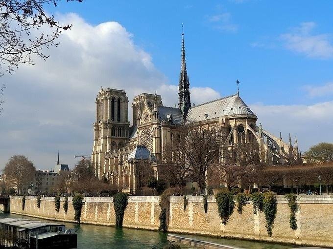 巴黎圣母院广场铅颗粒含量过高关闭,广场的铅颗粒是怎样来的?