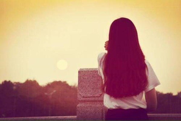 离婚2个月，具惠善“疯了”，安宰贤毁了，自杀式分手为何最伤人？