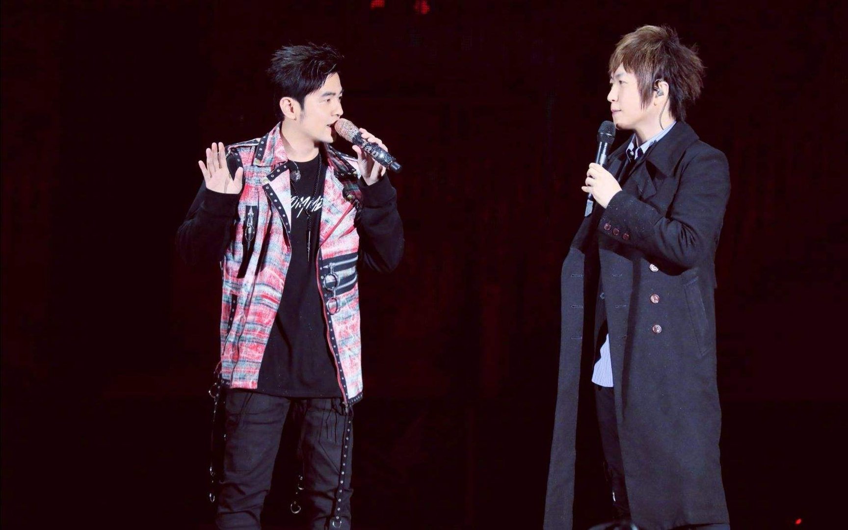 周杰伦与五月天在跨年晚会中合唱，他们的合唱是否有引起你的回忆？