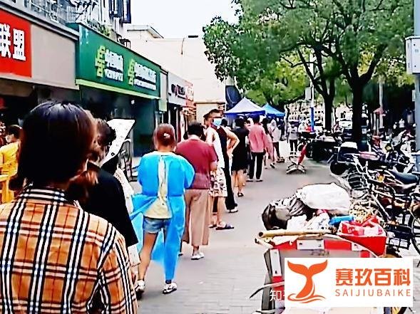 上海疫情，宝山区这位阳性病人，私自回家害了多少人