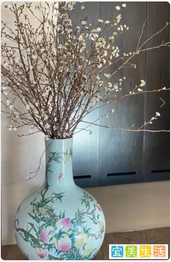 刘嘉玲拿500万古董插花是太奢侈，还是物尽其用？