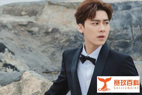 李易峰多次嫖娼被央视点名批评，多家公司除名合作，男神跌入泥潭