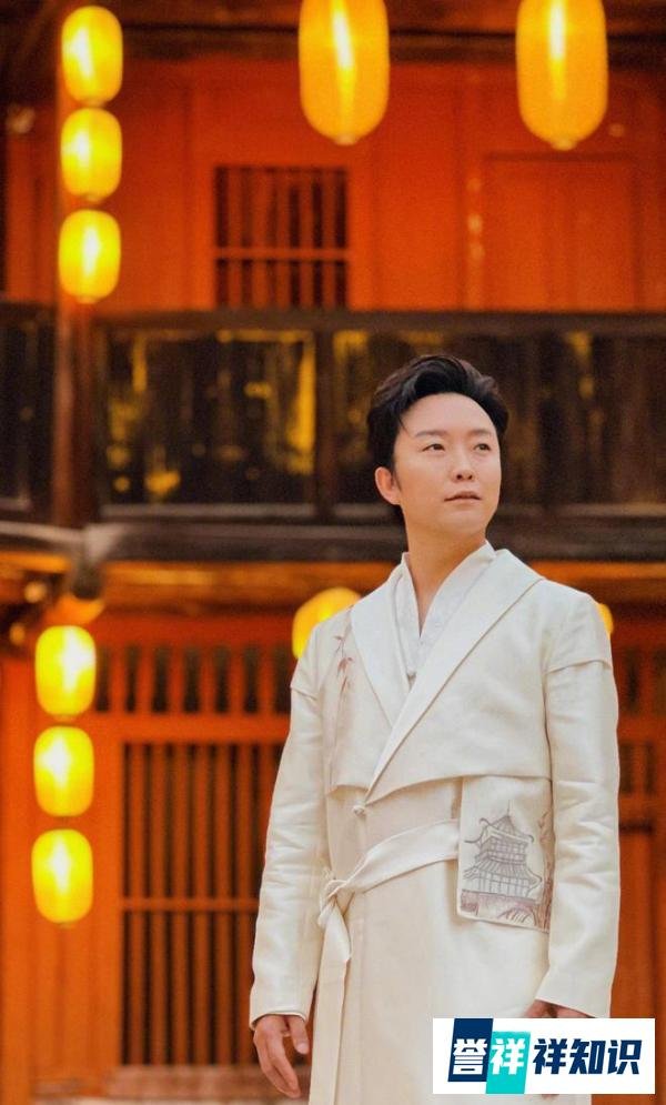 李玉刚回应“跳河自尽”标题党：心直跳，冷静