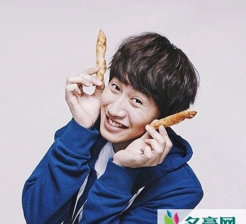 李光洙和王智慧关系 李光洙女友王智慧资料及照片