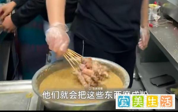 41岁流浪歌手生活困难转行卖烧烤,一天100桌,每天最高10万利润