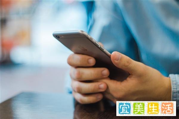男子充 9 万话费:90 年都用不完 结局扎心了