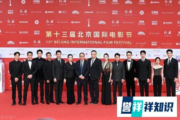 张颂文在北影节开幕式上表现如何？《狂飙》最火的男演员走红毯