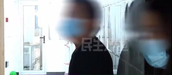 郑州：一男子花十几万追女子，不料对方有男友？女孩同意返还2万