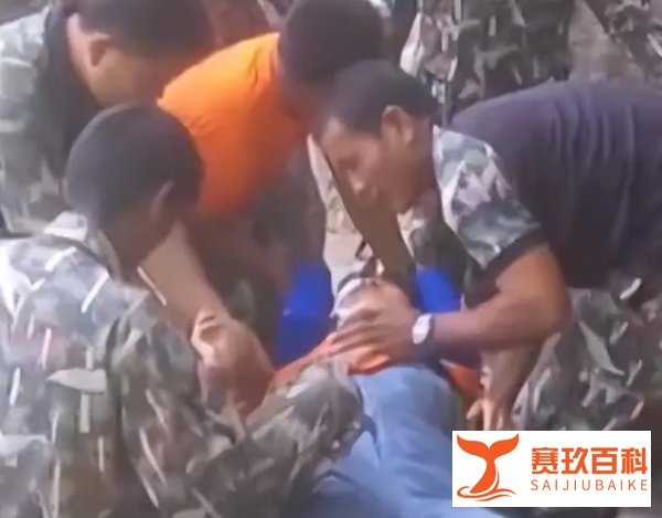 小包拯丨在泰国被丈夫推落坠崖的孕妇，至今为什么还不能离婚？