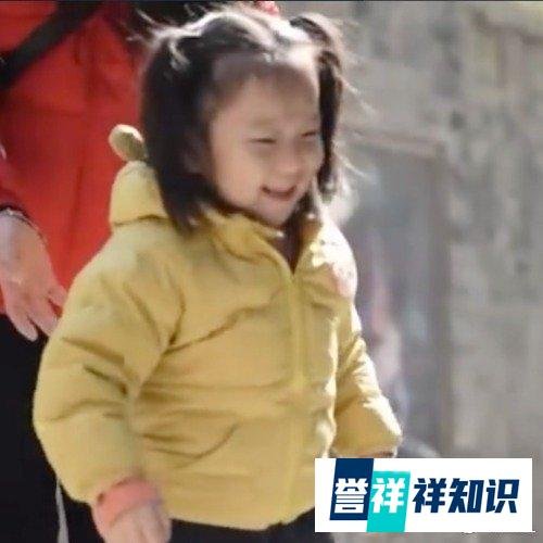 母亲呼吁路遇脑瘫孩子不要回头