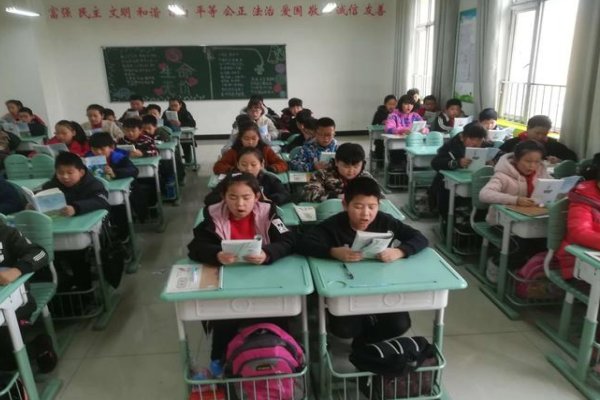 字正腔圆代表什么生肖