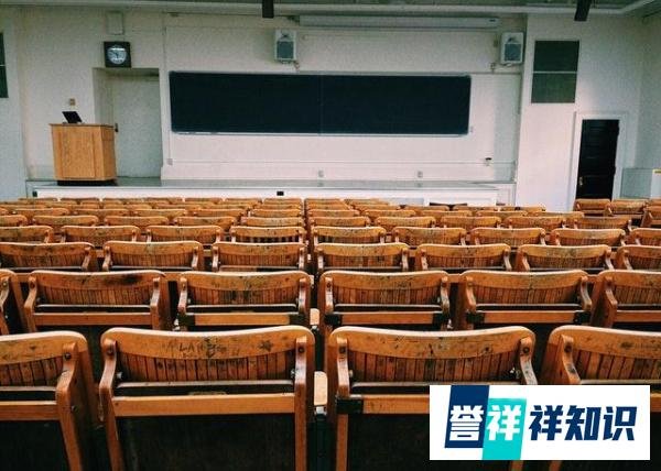 名校硕博热衷中小学教师岗，75.14%的受访者认为比起教师，博士生做科研更合适