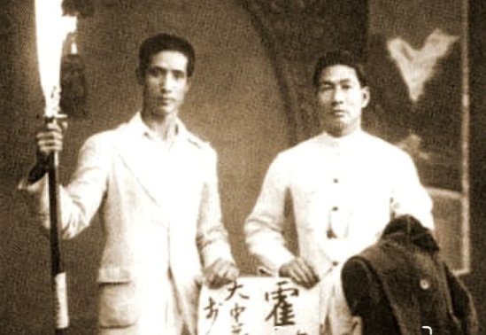霍震霆是霍元甲的后代么
