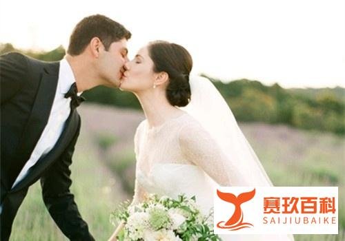 刘诗诗产后复工状态佳：被婚姻善待的女人都自带光芒