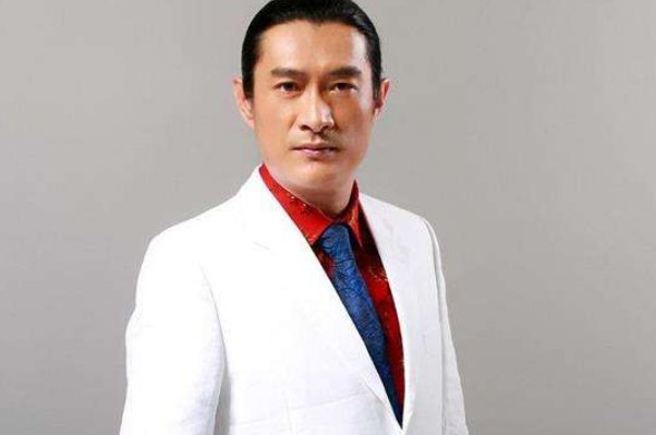 你如何看待歌手黄安被禁言这件事？