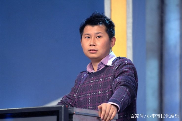 离开德云社十年的郭德纲徒弟，为啥又改名为何云伟？