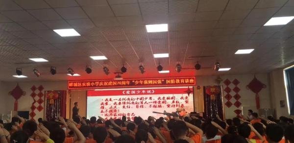 “雪枫旅”退役老兵刘浩,从大阅兵旗手到创业先锋