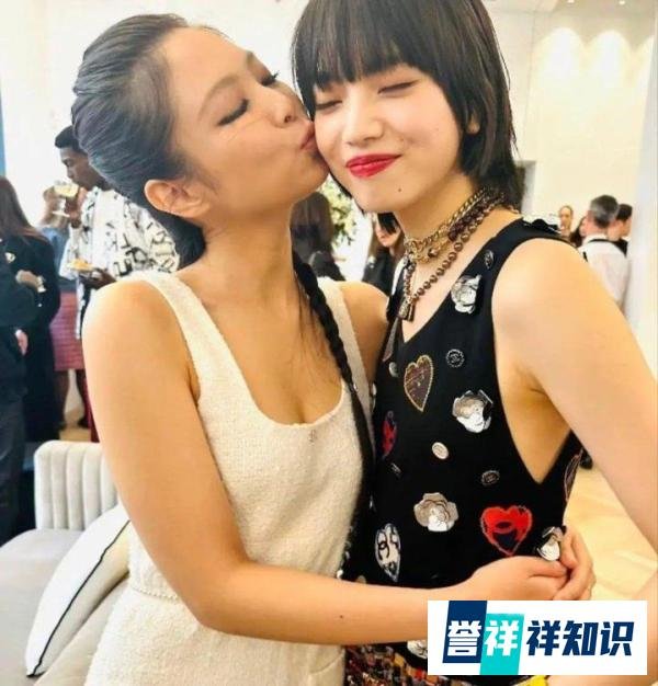 GD前女友合体！小松菜奈Jennie贴脸合照，婚后首度和菅田将晖同框