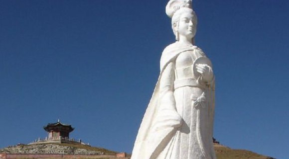 历史“六试婚使”第一试