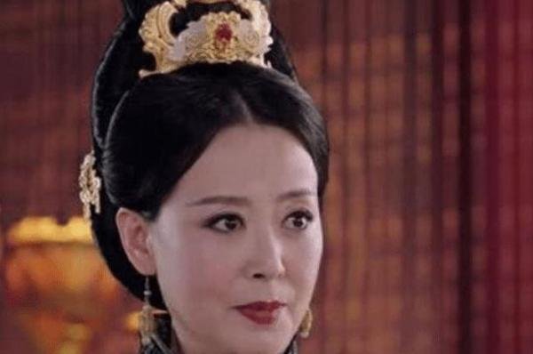 太后可以废掉皇帝,皇帝可以废掉太后吗?二者谁的地位更高?