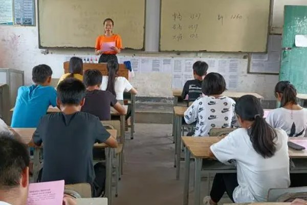 中考的第一批次和第二批次是什么意思