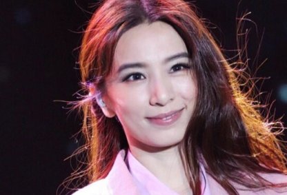 田馥甄拒绝内地邀约，酬劳过亿并且专车接送，她为何拒绝？