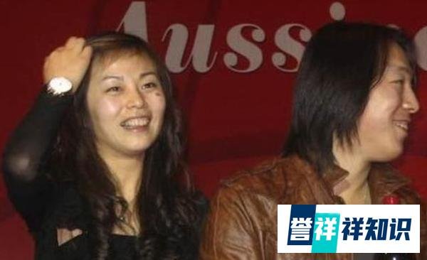 44岁黄渤老婆曝光,恋爱开始已22年依然很恩爱,长得越来越像了