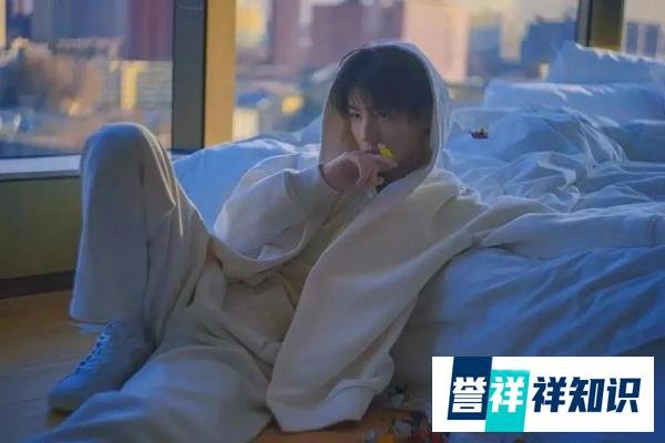 王俊凯被曝中考“违规操作”，靠明星特权上高中，班主任回应来了