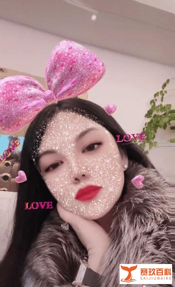 湘被正式求婚了？右手无名指戴超大钻戒，屏幕写满“爱”疑官宣