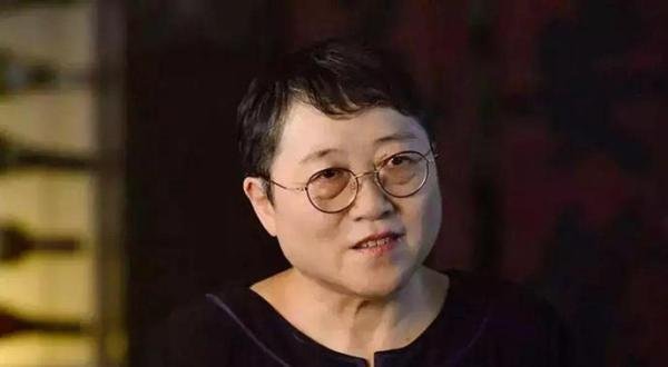 三对夫妻旅游途中互相发生关系,判刑后仍不认罪