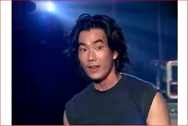 有一首歌的歌词的其中一句是“需要你，我是一只鱼，水里的空气……”是什么歌？