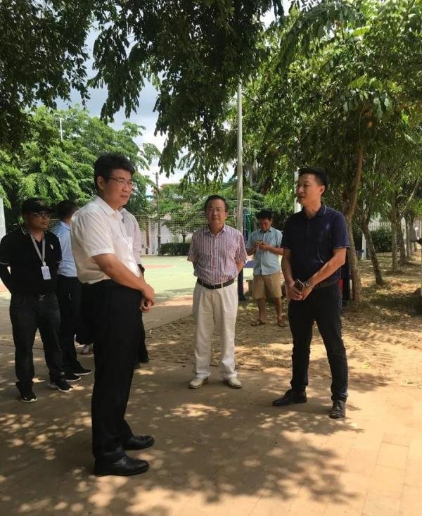 资讯丨海口市副市长沈继奔莅临芳园国际艺术村考察调研