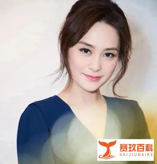 阿娇离婚,赖弘国黯然神伤:她不爱我了!