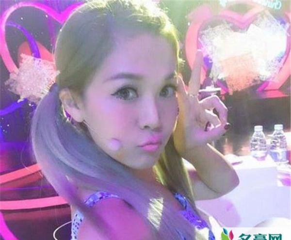 非诚勿扰陈怡吟家族干嘛的 陈怡吟牵手后结婚了吗