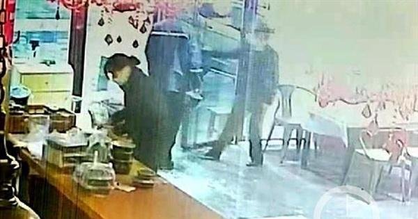 饿了么骑手为赚差价给顾客换菜 这是咋情况？